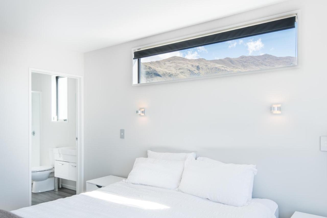 Simply Stunning Villa Wanaka Exteriör bild